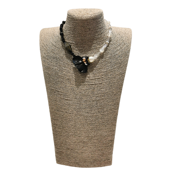 Picture of Black Transparent Flower Necklace